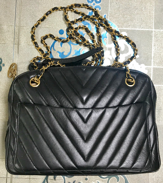 Chanel V Stitch Shoulder Bag Black Lambskin 97464