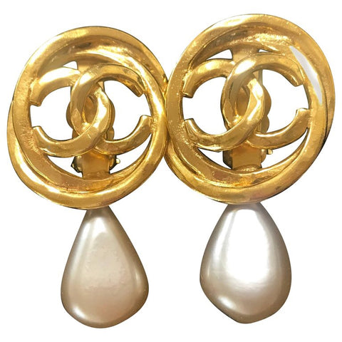 Vintage CHANEL golden layered hoop design earrings with CC mark