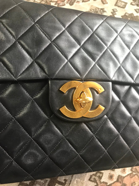 Reserved for B. Vintage CHANEL black lamb leather large, jumbo