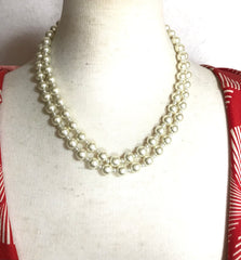 MINT. Vintage Moschino, Cheap and Chic Bijoux, double layer faux pearl necklace with golden logo charm. Rare and unique jewelry.0404042