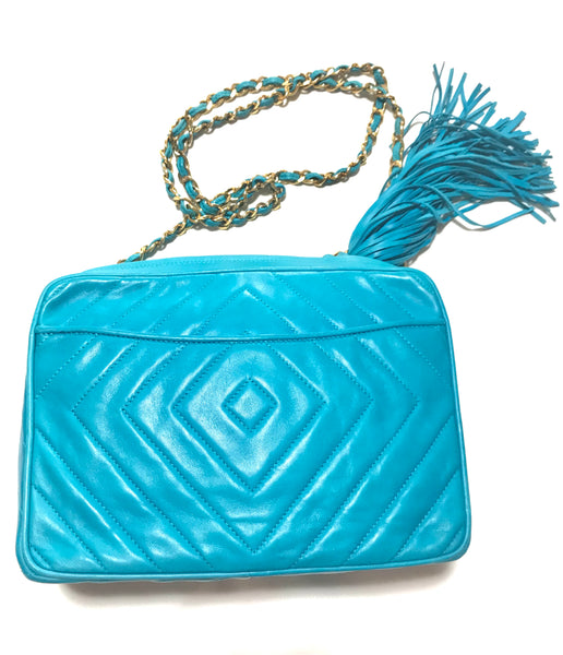 Vintage CHANEL blue shoulder bag, camera bag with CC mark and fringe. –  eNdApPi ***where you can find your favorite designer  vintages..authentic, affordable, and lovable.