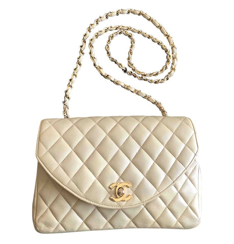 New arrival updates EverydayVintage CHANEL beige lambskin classic 2.55  shoulder bag with golden CC – eNdApPi ***where you can find your favorite  designer vintages..authentic, affordable, and lovable., classic chanel beige
