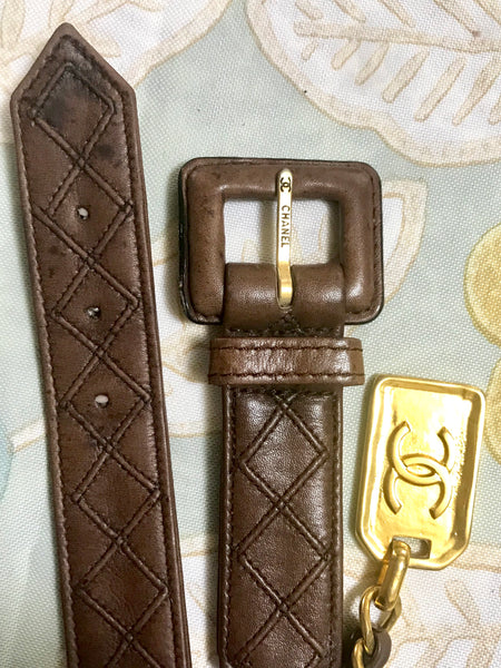 Vintage CHANEL brown leather chain belt with golden hanging square