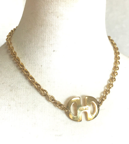 Vintage CELINE golden chain necklace with enbossed logo horsebit pendant top. Perfect jewelry that fits any occasions.