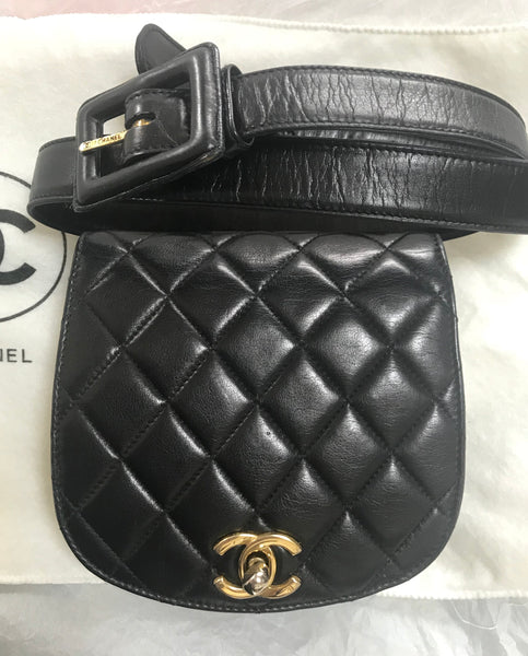 Vintage CHANEL 2.55 black fanny pack, belt bag with round flap and golden  CC closure hock. Rare must have piece.