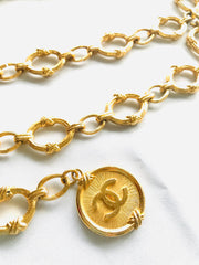 Vintage CHANEL nice and heavy thick golden chain belt with large CC motif charm. Double chain design at front. Gorgeous belt