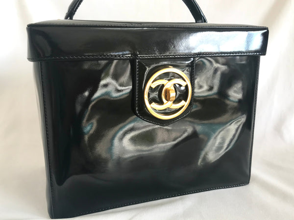 Vintage CHANEL patent enamel vanity bag, lunchbox shape shoulder bag w –  eNdApPi ***where you can find your favorite designer  vintages..authentic, affordable, and lovable.