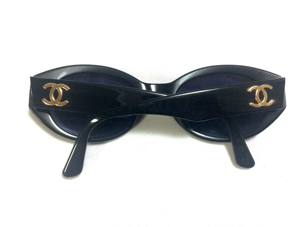 Chanel Vintage Chanel Black with Large Gold CC Logo Sunglasses