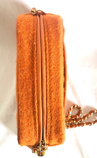 Vintage CHANEL orange tweed matelasse chain shoulder bag, camera