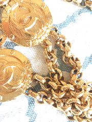 Vintage CHANEL golden nice and heavy chain belt with two large CC round motif charms. Rare and Gorgeous belt. Perfect Chanel gift
