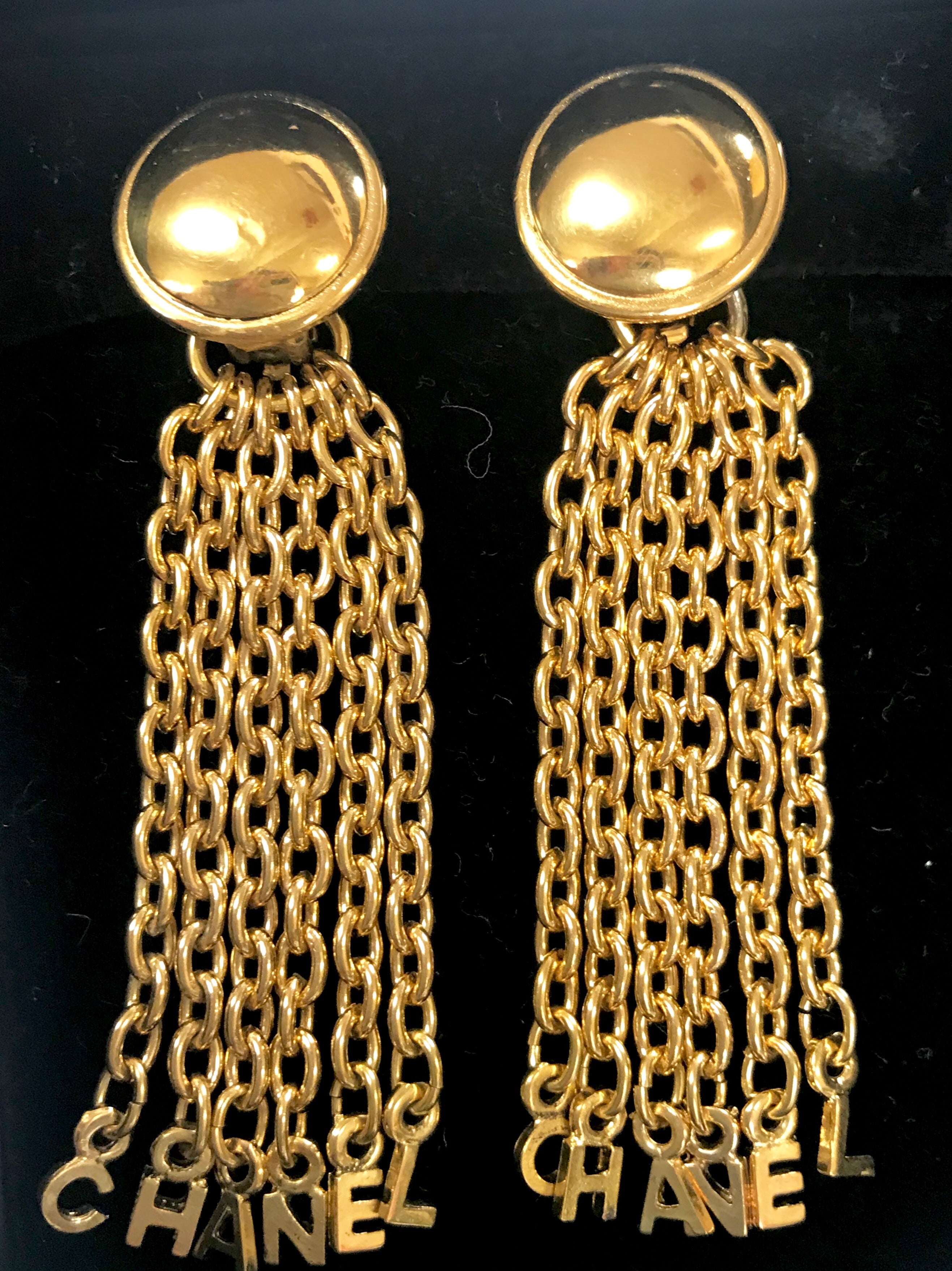 Vintage CHANEL golden round motif and logo letter dangling earrings. R –  eNdApPi ***where you can find your favorite designer vintages..authentic,  affordable, and lovable.