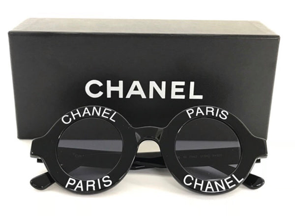 CHANEL Vintage 93 Spring Black CHANEL PARIS Logo Round Sunglasses 01947  94305