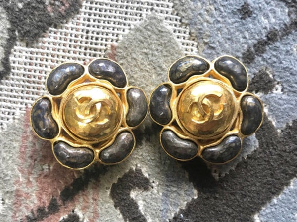 Vintage CHANEL large flower earrings with golden CC and marble gun