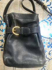 Vintage COACH  navy genuine leather hobo bucket shoulder bag, classic purse. Made in Costa Rica