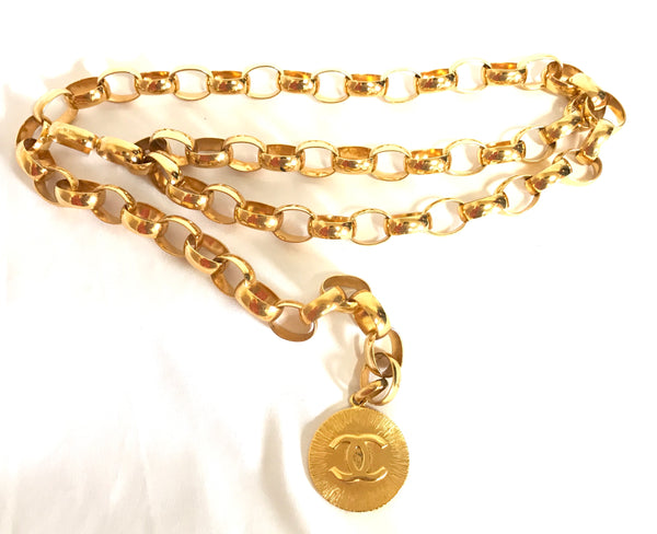 Vintage CHANEL golden chain belt with 3 round large CC motif
