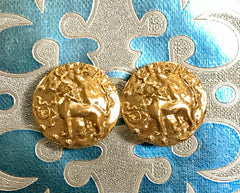 Vintage CHANEL lion, logo, and CC mark engraved golden round earrings. Beautiful  Chanel jewelry piece.