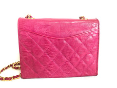 Vintage CHANEL hot pink genuine lizard leather envelop style flap shoulder bag with CC stitch mark and golden chain strap. Rare masterpiece. 050316r2