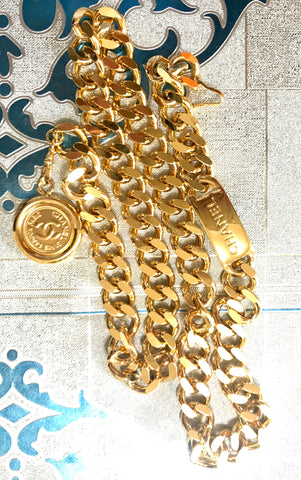 MINT. Vintage CHANEL golden thick chain belt with a CC charm and logo – eNdApPi  ***where you can find your favorite designer vintages..authentic,  affordable, and lovable.