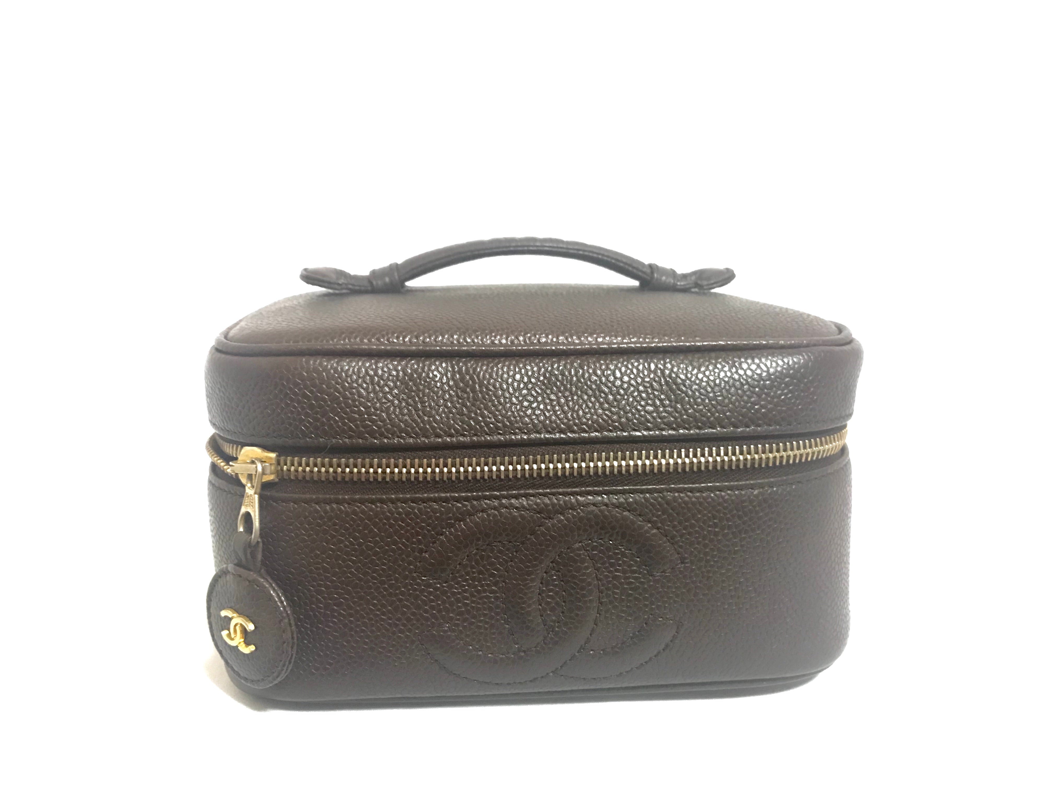 Vintage CHANEL black caviar leather cosmetic and toiletry pouch with g – eNdApPi  ***where you can find your favorite designer vintages..authentic,  affordable, and lovable.