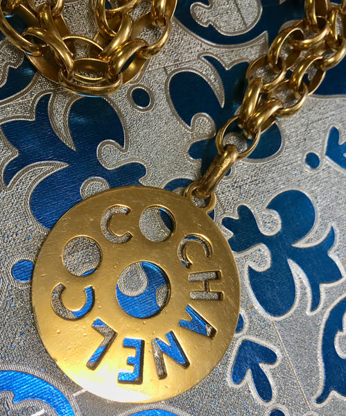Vintage CHANEL golden chain necklace, chain belt with round logo COCO –  eNdApPi ***where you can find your favorite designer  vintages..authentic, affordable, and lovable.