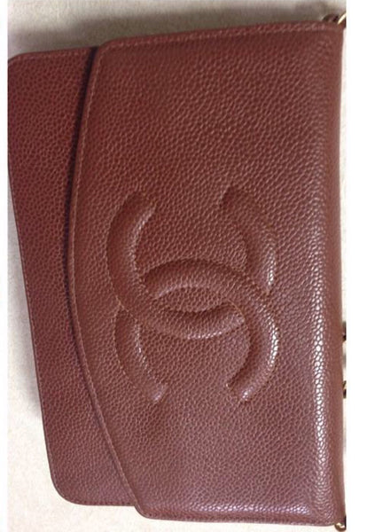 MINT. Vintage CHANEL brown caviar leather shoulder clutch bag with