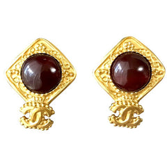 Vintage CHANEL golden square frame and wine red round gripoix glass stone earrings with CC mark. Beautiful and rare jewelry.