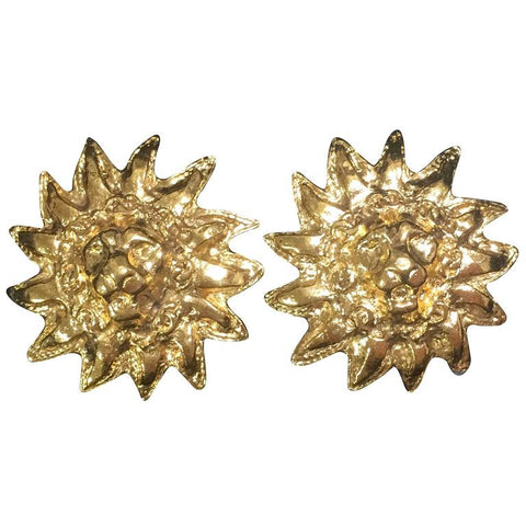 chanel hoop earrings cc gold