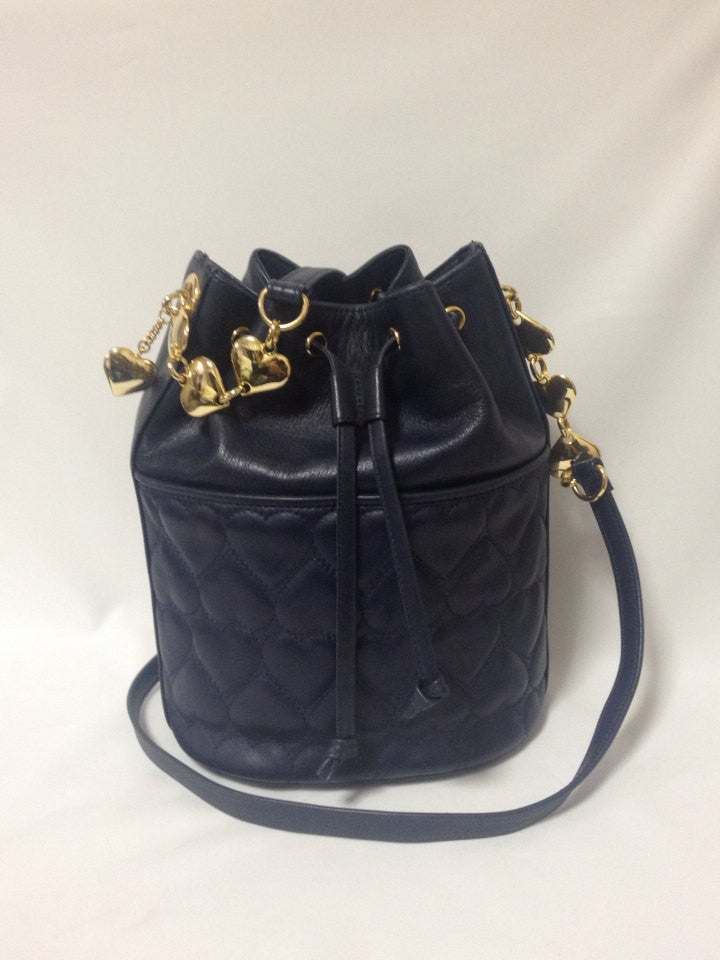 MINT. Vintage MOSCHINO navy heart shape quilted lambskin shoulder hobo bucket purse with golden heart chain strap. Too cute to carry.