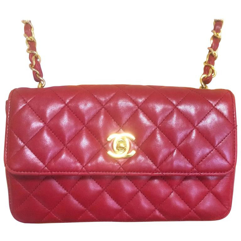 Winn. Vintage CHANEL classic mini flap 2.55 shoulder bag in lipstick r –  eNdApPi ***where you can find your favorite designer  vintages..authentic, affordable, and lovable.