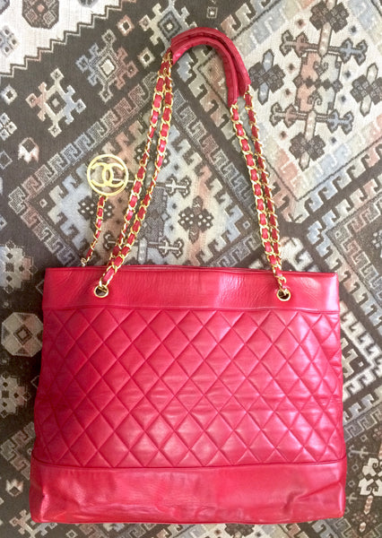 Chanel Classic O Case Pouch Quilted Caviar Mini Red 884226