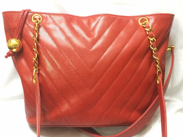 Vintage CHANEL red caviarskin v stitch, chevron style chain shoulder t –  eNdApPi ***where you can find your favorite designer  vintages..authentic, affordable, and lovable.
