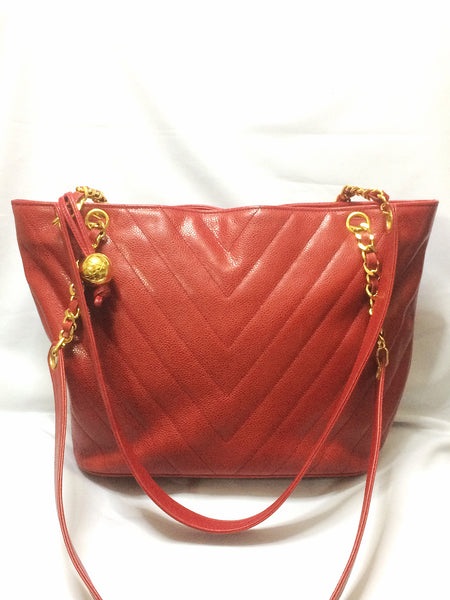 Vintage CHANEL red caviarskin v stitch, chevron style chain shoulder t –  eNdApPi ***where you can find your favorite designer  vintages..authentic, affordable, and lovable.
