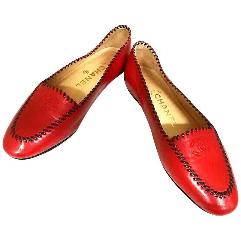 Vintage CHANEL lipstick red calfskin leather flat pump shoes with