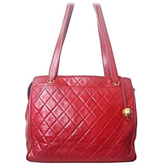 Vintage CHANEL deep red color classic quilted lamb leather tote bag with golden CC ball charm. Large size purse for daily use.050316r1