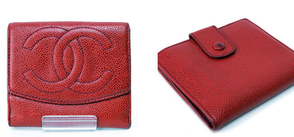 Vintage CHANEL red caviar leather wallet with large CC logo