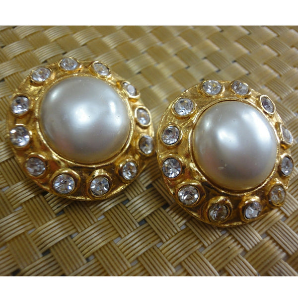 CHANEL Crystal Baguette Lambskin Chain CC Vintage Allure Stud Earrings Black  Gold 484720