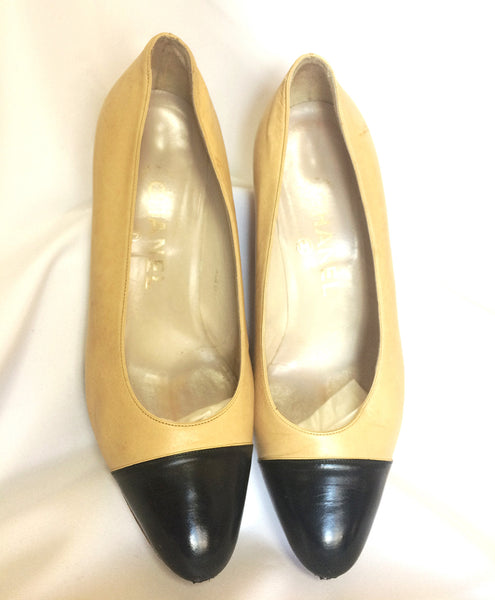 CHANEL, Shoes, Chanel Lambskin Cap Toe Ballerina Flats 37 2 Beige Black