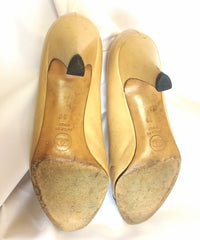 Vintage CHANEL beige and black leather shoes, classic pumps. EU 36, US5.5. small size