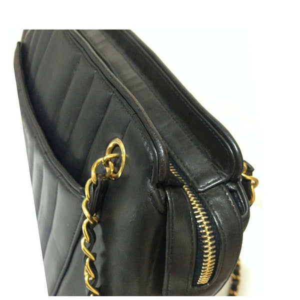 Bowling bag leather handbag Chanel Black in Leather - 27149061