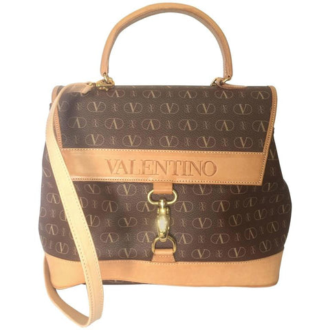 Vintage Valentino Garavani pink red epi leather handbag with round V l –  eNdApPi ***where you can find your favorite designer  vintages..authentic, affordable, and lovable.