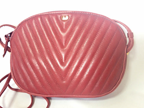 Vintage Valentino Garavani wine burgundy leather clutch, mini shoulder bag with V stitches and golden motif. Classic purse