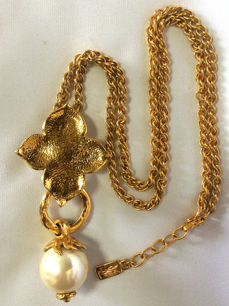 MINT. Vintage Yves Saint Laurent golden chain long statement